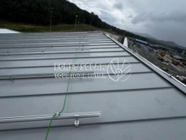 Solar Roof Mounting na May Standing Seam Clamp