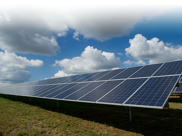 Solar Panel Power Generation: Ang Green Engine ng Socio-Economic Development