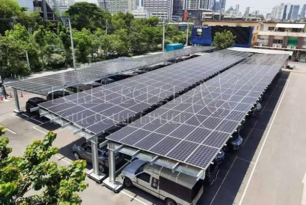 Bakit ang carbon steel solar carport ay nagiging mas sikat?